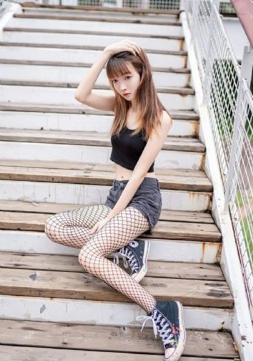 农村寡妇在做爰视频_BD韩语在线观看视频