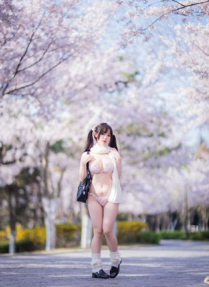 日本少妇中文_1080完整视频观看